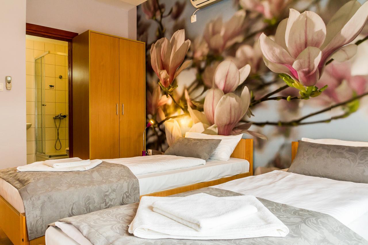 Villa Lipa โมสตาร์ ภายนอก รูปภาพ
